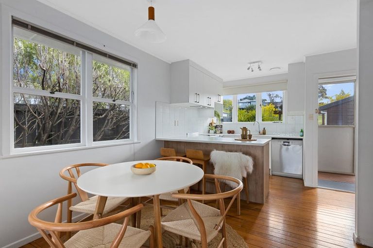 Photo of property in 1/45 Seine Road, Forrest Hill, Auckland, 0620