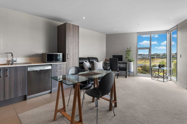 Photo of property in 503/3 Rose Garden Lane, Albany, Auckland, 0632