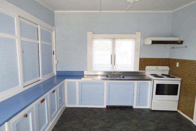 Photo of property in 115 Romilly Street, Westport, 7825