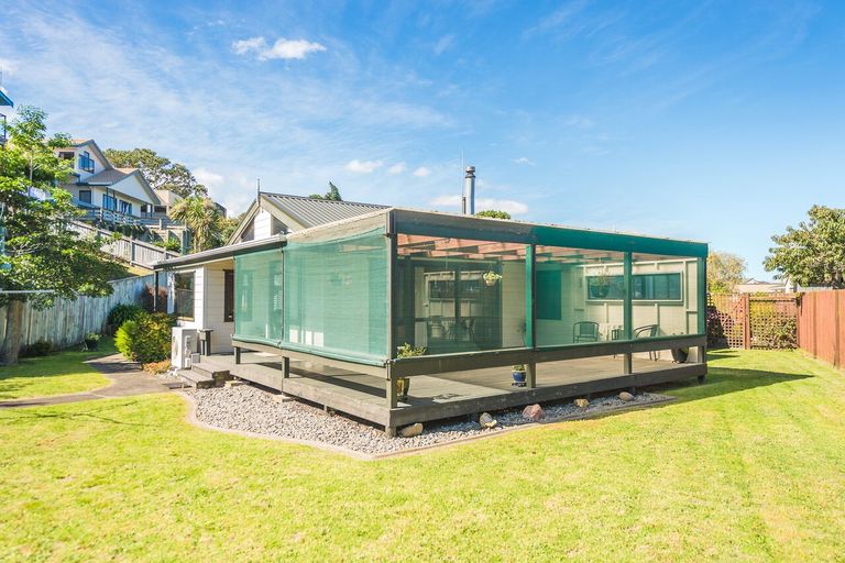 Photo of property in 48 Treadwell Street, Springvale, Whanganui, 4501