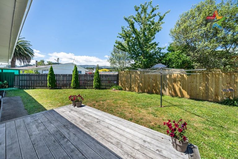 Photo of property in 3 Snell Grove, Clouston Park, Upper Hutt, 5018