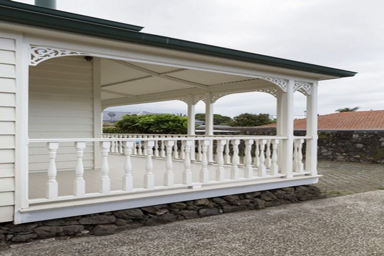 Photo of property in 32 Bellevue Road, Mount Eden, Auckland, 1024