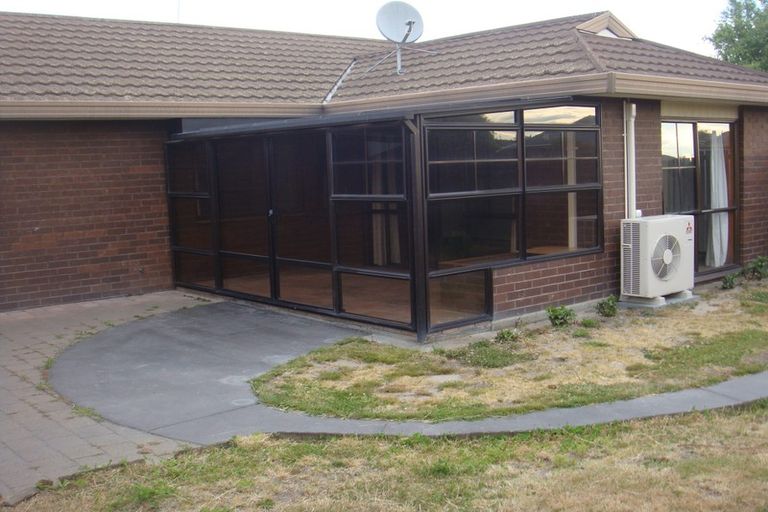 Photo of property in 43a Oakhampton Street, Hornby, Christchurch, 8042