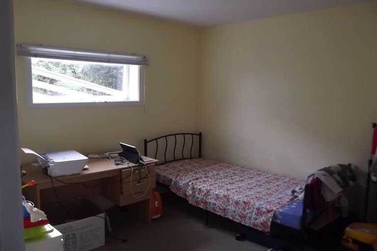 Photo of property in 11 Hauraki Crescent, Pinehill, Auckland, 0632