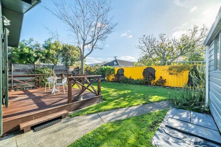 Photo of property in 53 Palmer Crescent, Silverstream, Upper Hutt, 5019