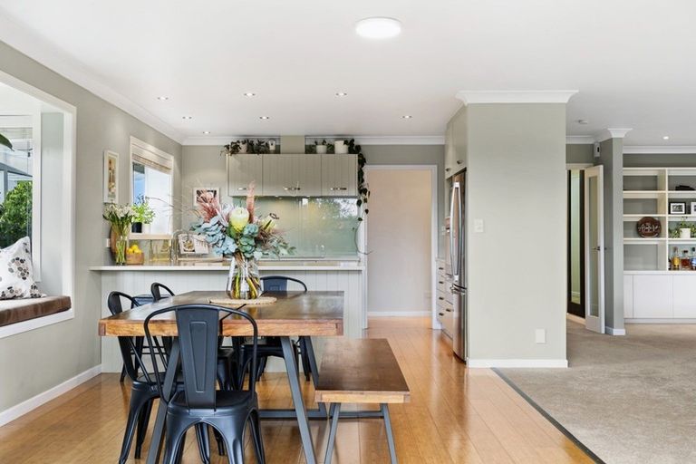 Photo of property in 37 Glenmonarch Place, Pyes Pa, Tauranga, 3112