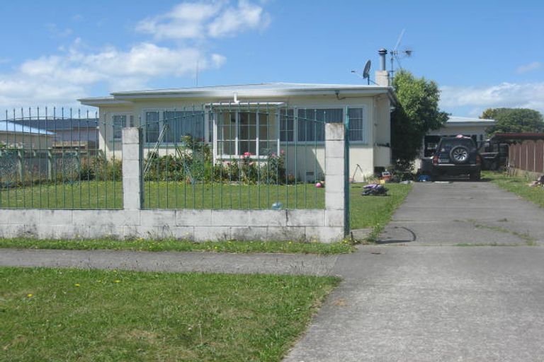 Photo of property in 17 Haybittle Street, Feilding, 4702