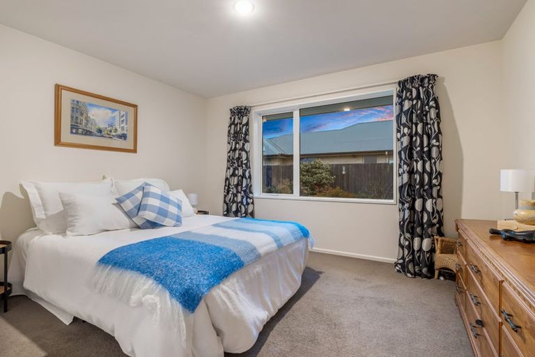Photo of property in 37 Globe Bay Drive, Templeton, Christchurch, 8042