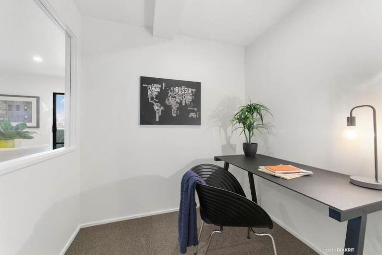 Photo of property in Courtenay Apartments, 606/120 Courtenay Place, Te Aro, Wellington, 6011