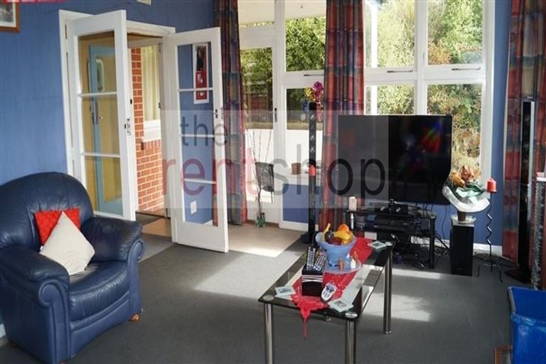 Photo of property in 4 Byron Street, Mornington, Dunedin, 9011