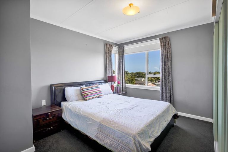 Photo of property in 10a Cowling Road, Hurdon, New Plymouth, 4310