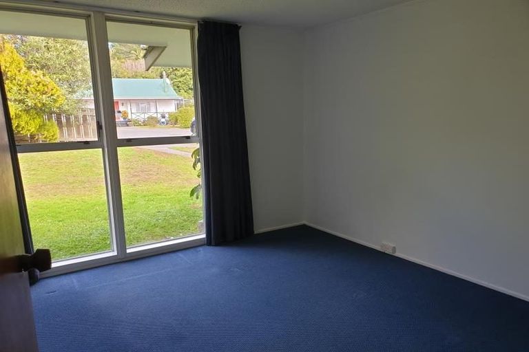 Photo of property in 4 Salem Court, Churton Park, Wellington, 6037