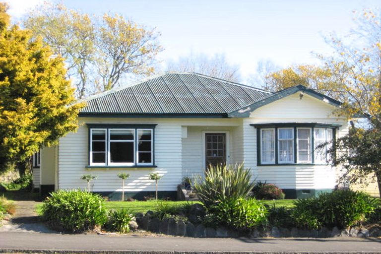 Photo of property in 50 Cameron Street, New Plymouth, 4310