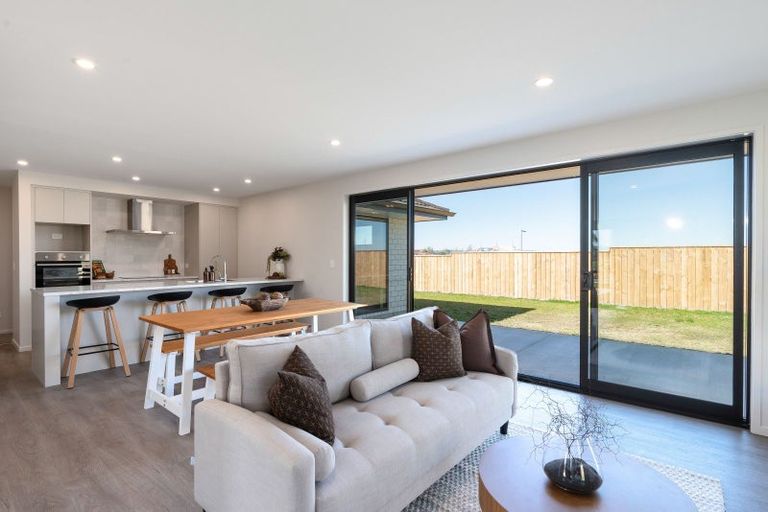 Photo of property in 9 Williams Road, Hobsonville, Auckland, 0618