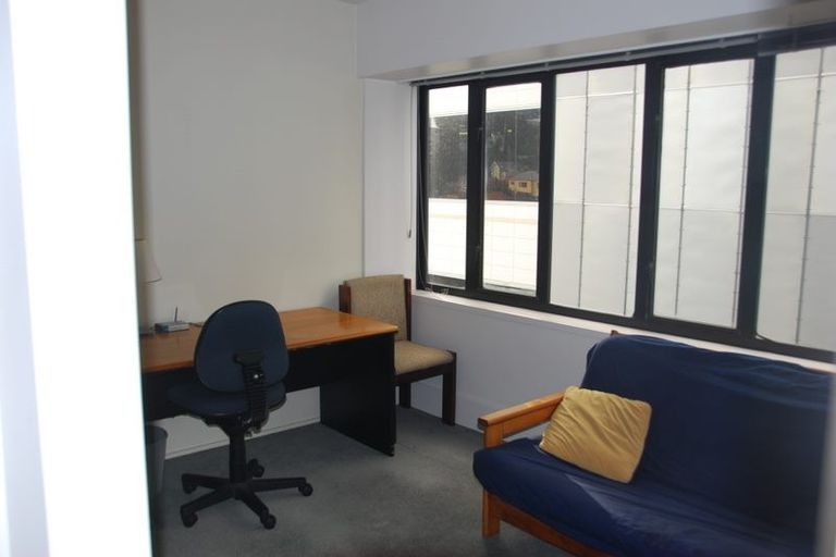 Photo of property in St Peters Apartments, 9e/192 Willis Street, Te Aro, Wellington, 6011