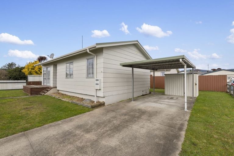 Photo of property in 16 Aspen Place, Owhata, Rotorua, 3010