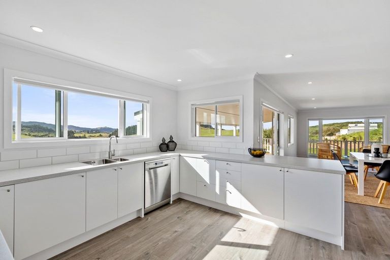 Photo of property in 35 Old Waipu Road North, Mangawhai, Kaiwaka, 0573