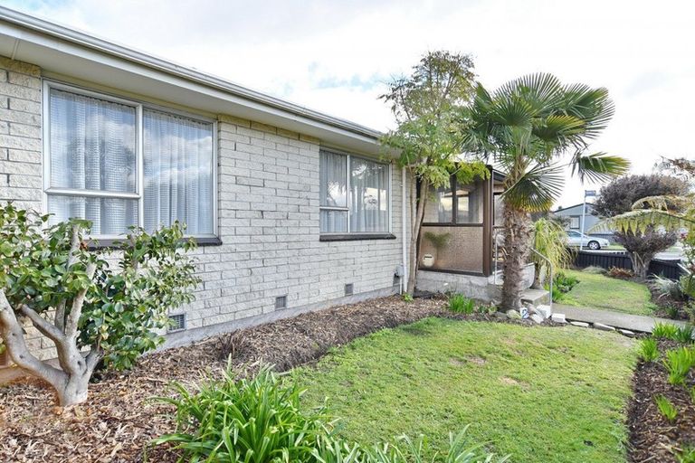 Photo of property in 1/2 Bayswater Crescent, Bromley, Christchurch, 8062
