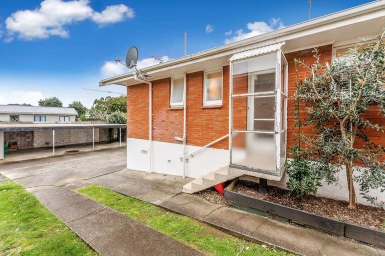 Photo of property in 2/640 Pakuranga Road, Howick, Auckland, 2010