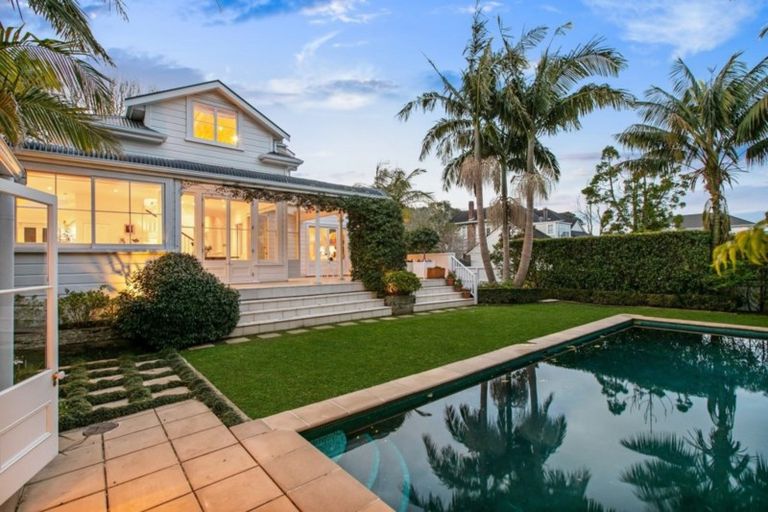 Photo of property in 73 St Stephens Avenue, Parnell, Auckland, 1052