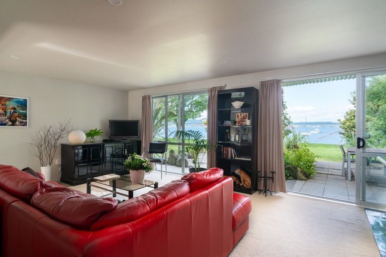 Photo of property in 26 Alberta Street, Acacia Bay, Taupo, 3330