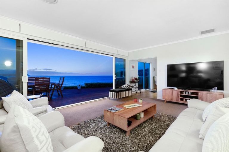 Photo of property in 11 Motuhara Road, Plimmerton, Porirua, 5026