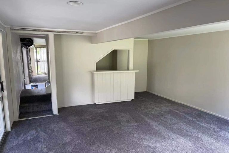 Photo of property in 9 Elmira Place, Browns Bay, Auckland, 0630