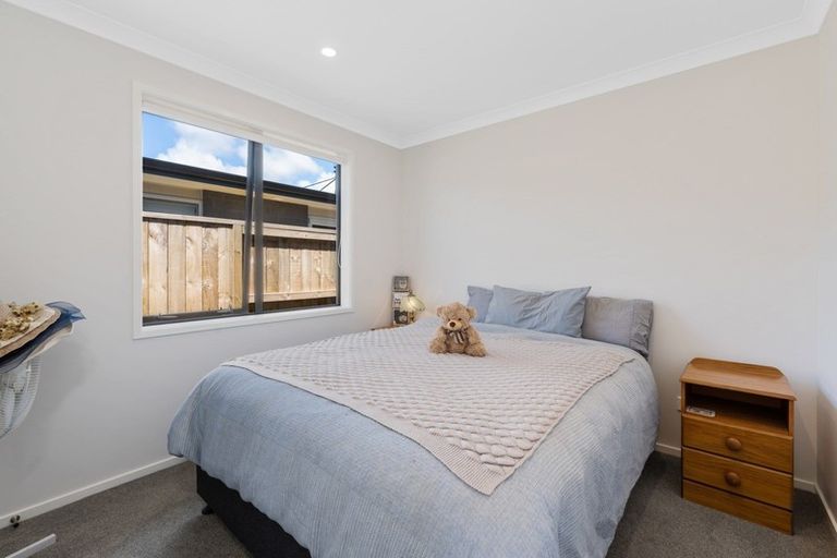 Photo of property in 16a Tamapahore Boulevard, Papamoa Beach, Papamoa, 3118