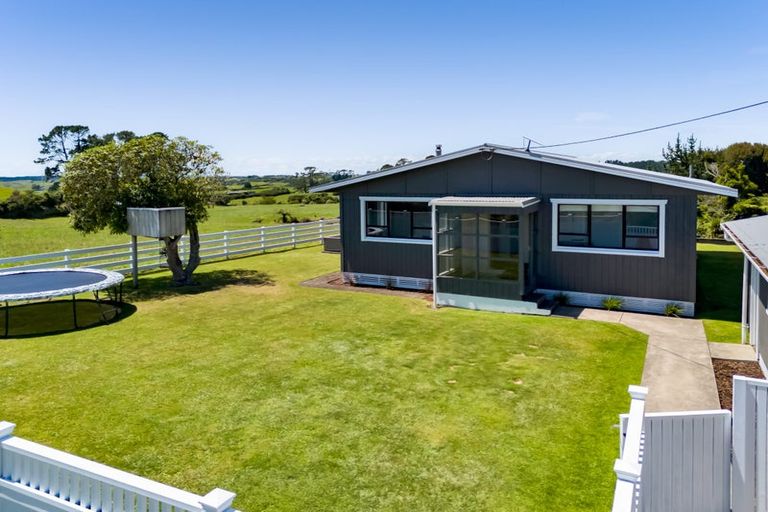 Photo of property in 1257 Mangorei Road, Mangorei, New Plymouth, 4371