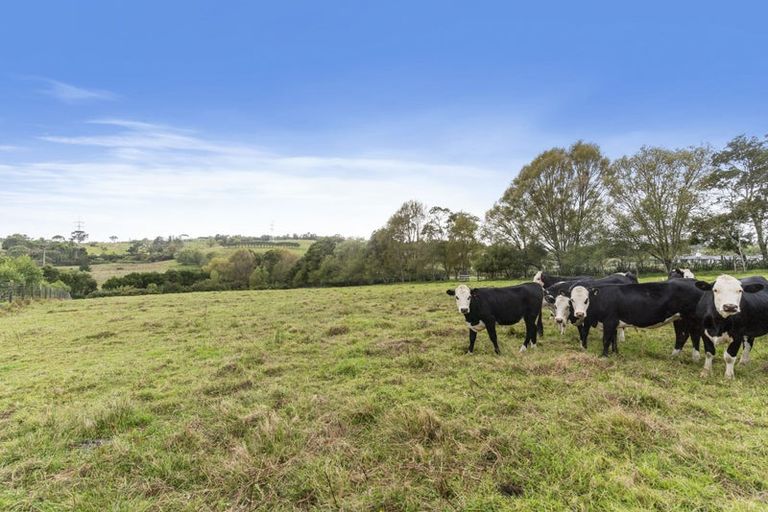 Photo of property in 44 Follies Way, Dairy Flat, 0792