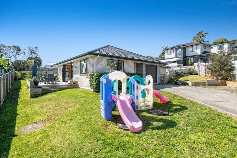 Photo of property in 9 St Julia Court, Helensville, 0800