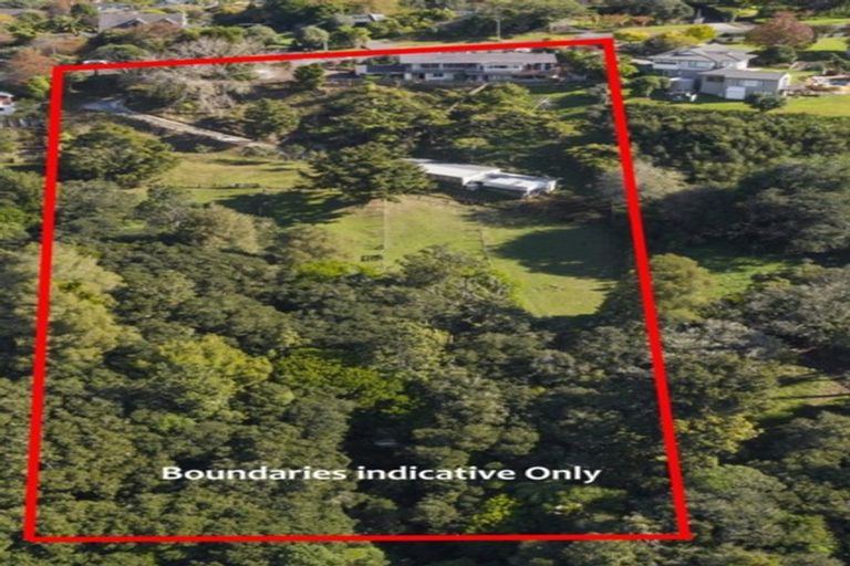 Photo of property in 233 Point View Drive, Dannemora, Auckland, 2016