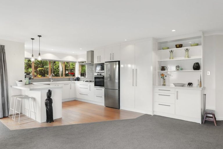 Photo of property in 235a Titirangi Road, Titirangi, Auckland, 0604