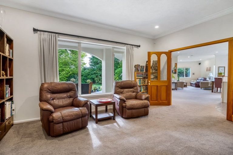 Photo of property in 71 Welsh Road, Winton, 9720