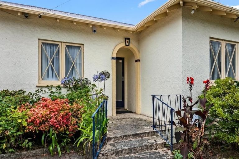 Photo of property in 3 Junction Street, Fairfield, Lower Hutt, 5011