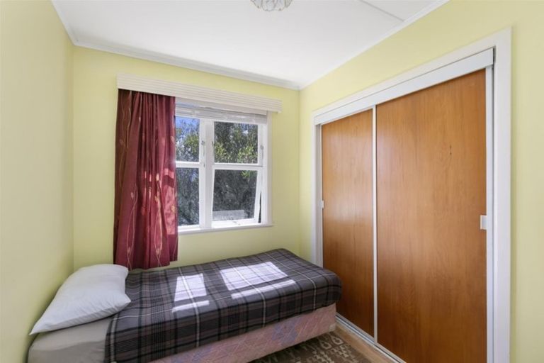 Photo of property in 3a Summit Road, Fairfield, Lower Hutt, 5011