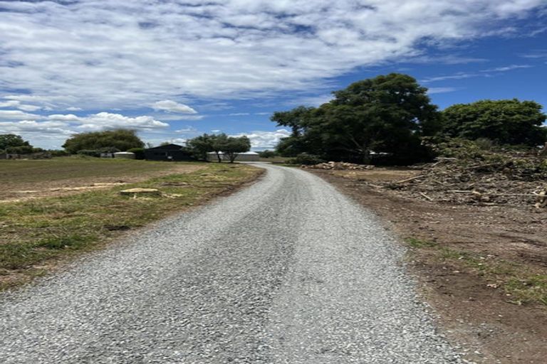 Photo of property in 16 Eureka Road, Eureka, Hamilton, 3287