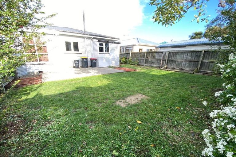 Photo of property in 17 Harrow Street, Phillipstown, Christchurch, 8011