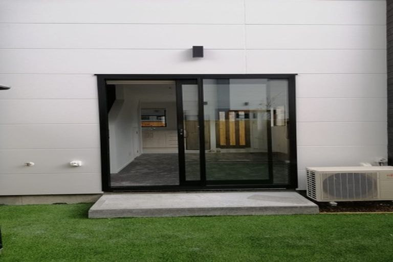 Photo of property in 7/29 Waiwhetu Road, Waiwhetu, Lower Hutt, 5010