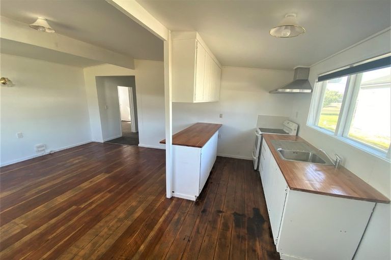 Photo of property in 11 Konini Street, Tawhero, Whanganui, 4501