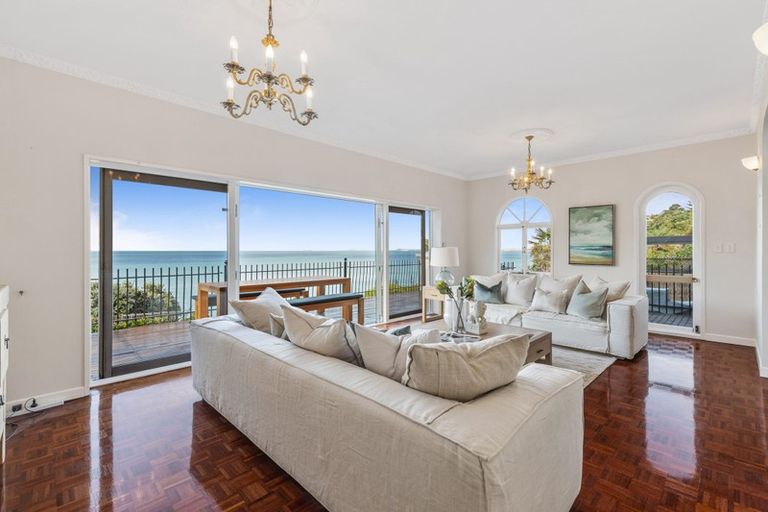 Photo of property in 10 Cliff Road, Torbay, Auckland, 0630