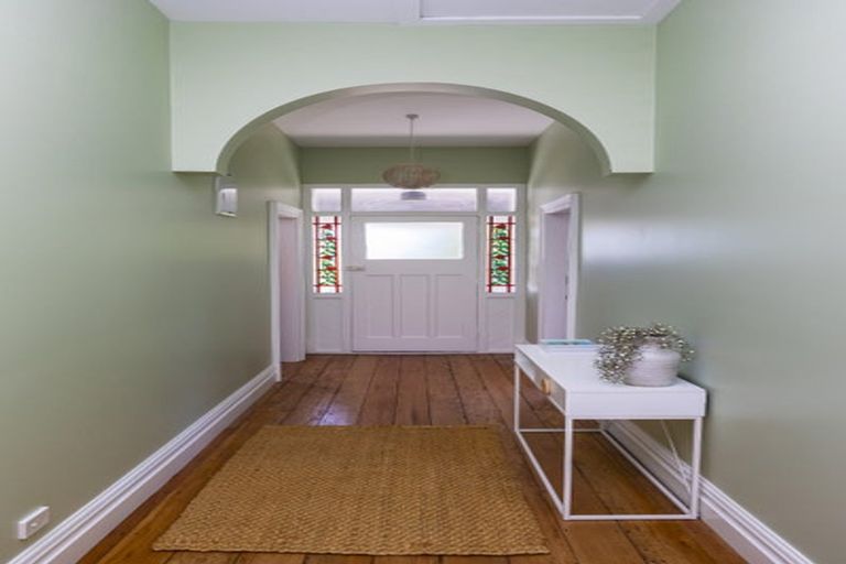 Photo of property in 30 Somerset Crescent, Spreydon, Christchurch, 8024