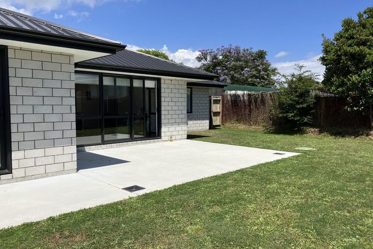 Photo of property in 25a Woodleigh Street, Frankleigh Park, New Plymouth, 4310