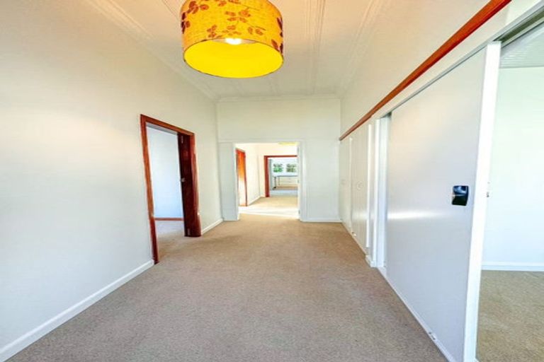 Photo of property in 53c Woodward Road, Mount Albert, Auckland, 1025