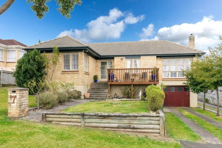 Photo of property in 7 Holden Avenue, Forest Lake, Hamilton, 3200