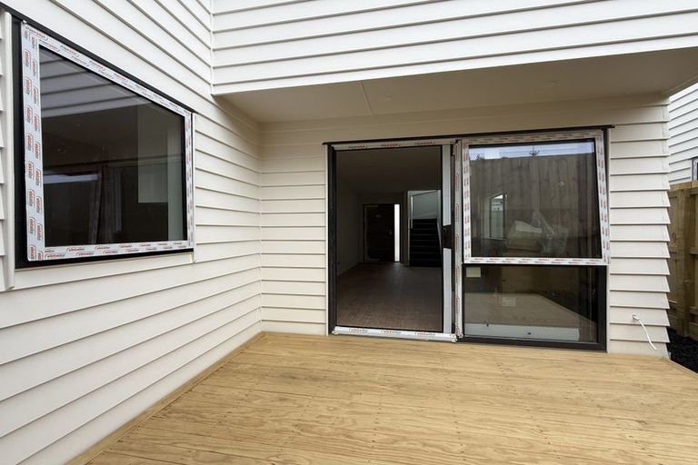 Photo of property in 40 Normanton Street, Glenfield, Auckland, 0629