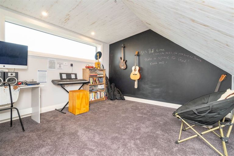 Photo of property in 1304 Kaka Point Road, Kaka Point, Balclutha, 9271