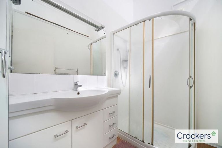 Photo of property in 1/106 Prince Regent Drive, Half Moon Bay, Auckland, 2012