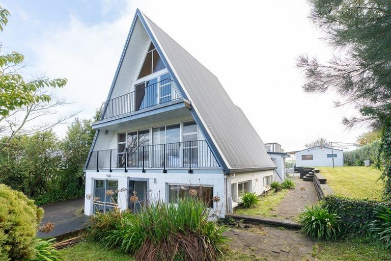 Photo of property in 19 Mckay Drive, Temple View, Hamilton, 3218