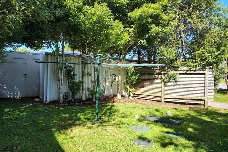 Photo of property in 1185 South Road, Oakura, 4314